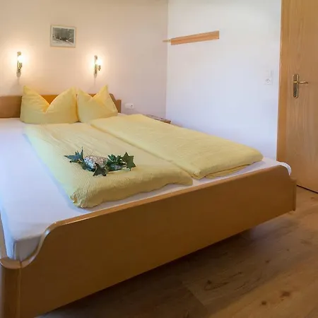 Πανσιόν Landhaus - Praxmarer *
